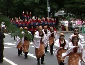 2001年よさこい-根室四島踊り隊様-3