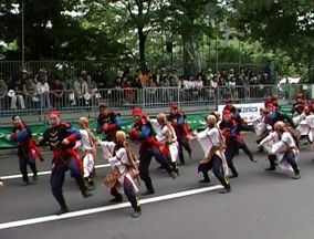2001年よさこい-根室四島踊り隊様-11