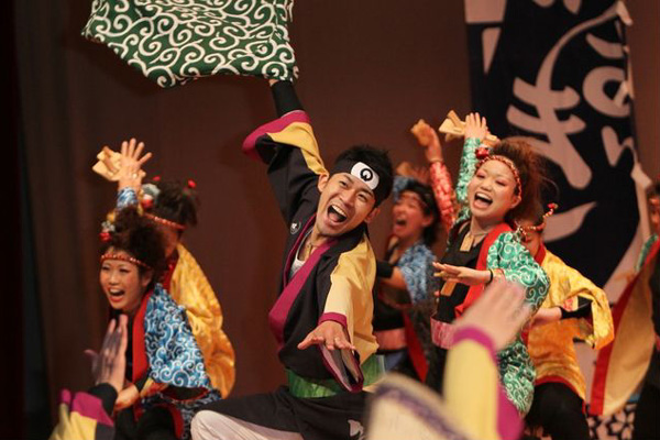 2011年よさこい-あさぎ様-1