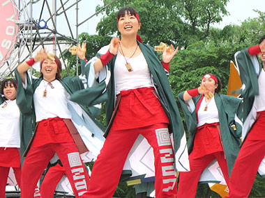 2011年よさこい-なんじゃ祭本舗様-1