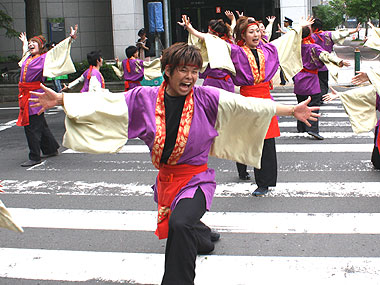 2011年よさこい-佛教大学よさこいサークル紫踊屋様-17