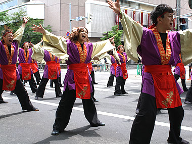 2011年よさこい-佛教大学よさこいサークル紫踊屋様-8